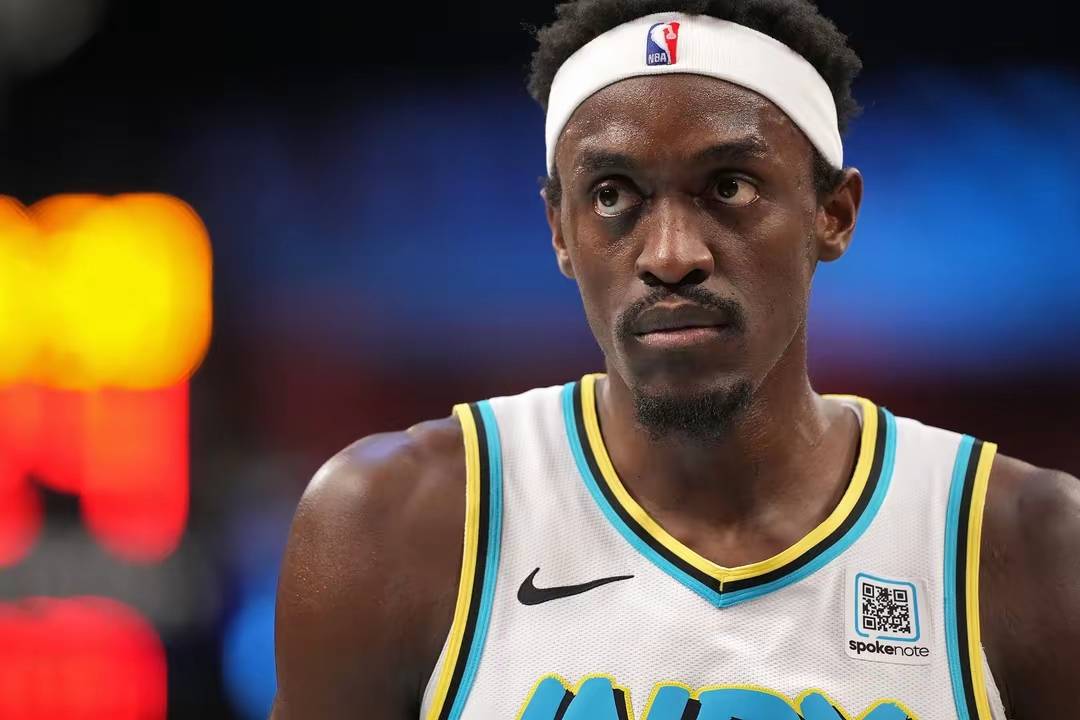 星空体育官网 西亚卡姆在湖人比赛中出色防守，晋级下一阶段引发热议！